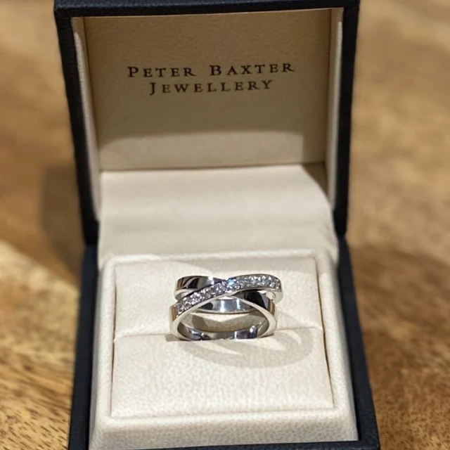 Special ring for a special lady. 

#nofilter #handmade #diamonds #ring #speciallady #familybusiness #gift